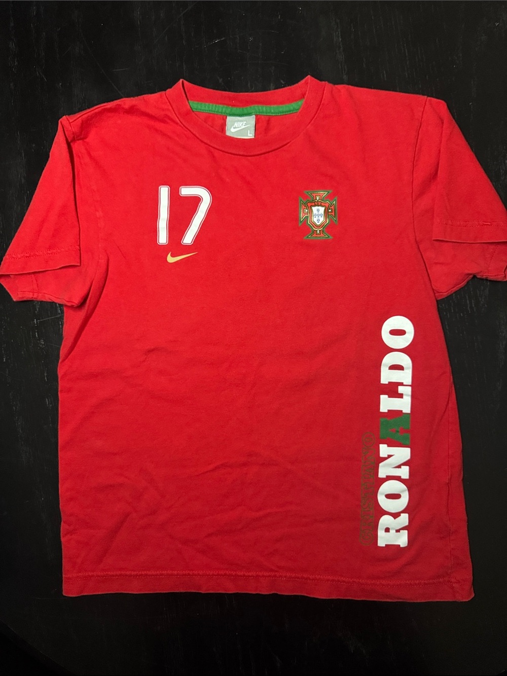 Y2K Nike 2000 Kids Red Ronaldo #17 Soccer Tee size Large